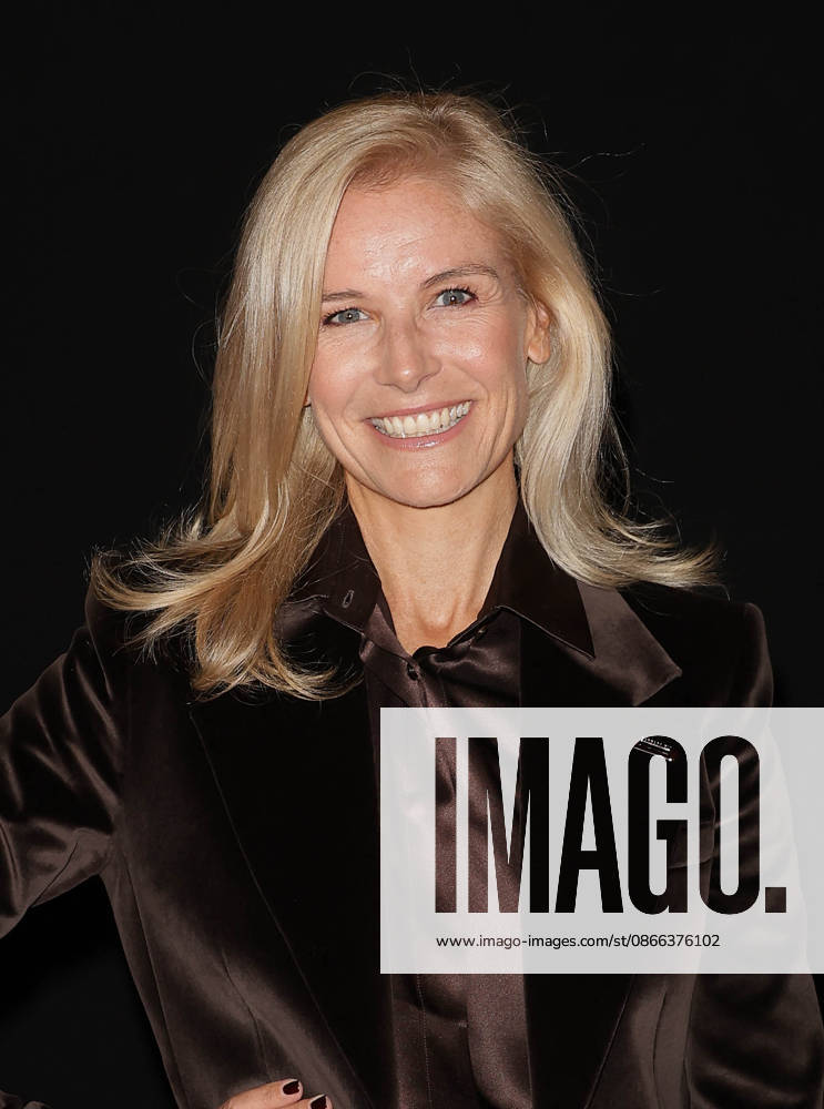 Louise Ekland Preview screening of the film *Dix pour cent* at the Olympia in Paris on September 8, 2026 Coadic Guirec Bestimage Preview of the film *Dix pour cent* at the Olympia in Paris on September 8, 2026 Paris, France