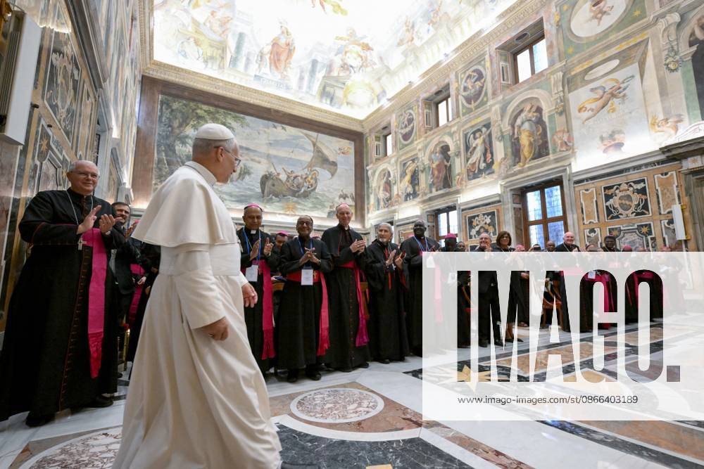 POPE LEO XIV PRIVATE AUDIENCE Italy, Rome, Vatican, 2026 9 9 Pope Leo XIV receives bishops associated with the Focolare Movement in a private audience at the Vatican. - NO BOOKS