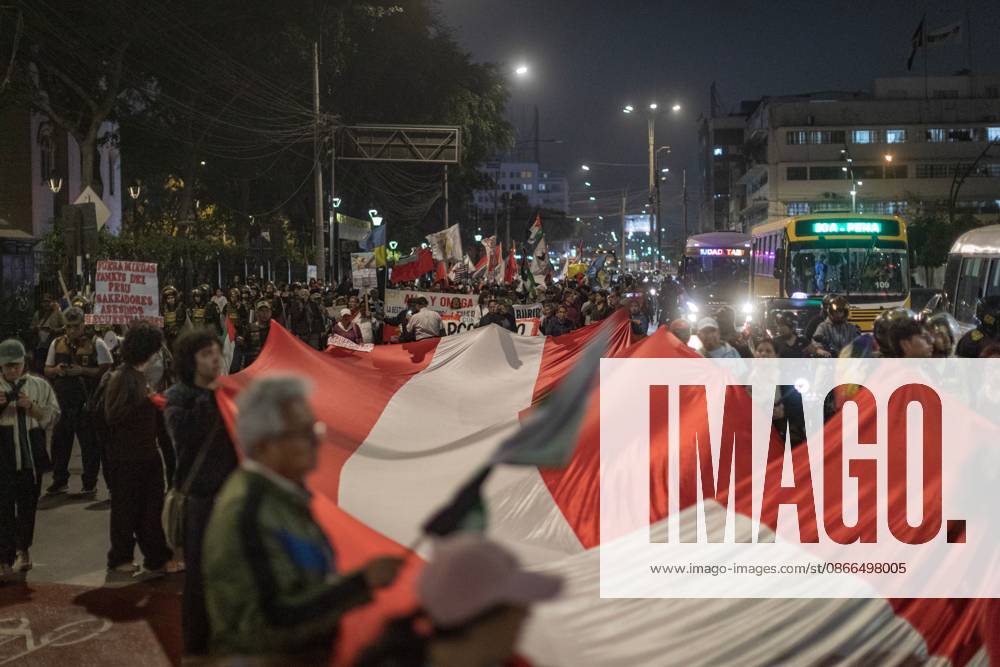 Protesters Rally Against Marco Rubios Visit to Peru LIMA, PERU SEPTEMBER 9, 2026: Protesters from left-wing civic and university collectives gather at Plaza San Martin in central Lima to demonstrate against the official visit of U.S. Secretary of State Marco Rubio to Peru. The demonstrators marched through the city centre into the evening during Rubios South American tour. Lima Peru