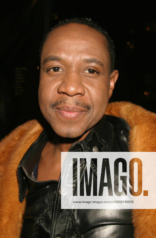 Freddie Jackson attends the Zac Posen Showing of Fall Collection at The Tent at Bryant Park in New York City on February 12, 2004. Photo