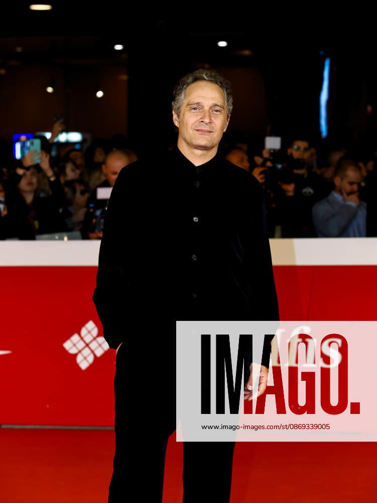 IPA89643723 - Rome, 2026 Film Festival - Evening 1 - Red Carpet at the Opening Ceremony In the photo: Claudio Santamaria
