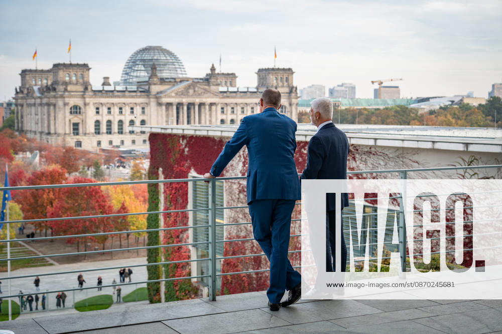 Chancellor Friedrich Merz welcomes Petr Pavel, President of the Czech Republic, to the Federal Chancellery; Czech President at the Federal Chancellery, Berlin, Germany; Berlin, Berlin, Germany; Federal Chancellery
