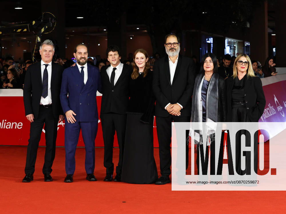 IPA89995920 - Rome, 2026 Film Festival Evening 9 Red carpet for the film *THE DEBUT*. Pictured: Jesse Eisenberg (director) Cast: Julianne Moore Andrea Romeo, Francesco Fantoni, Roberto Pisoni, Emanuela Ceddia, Benedetta Caponi