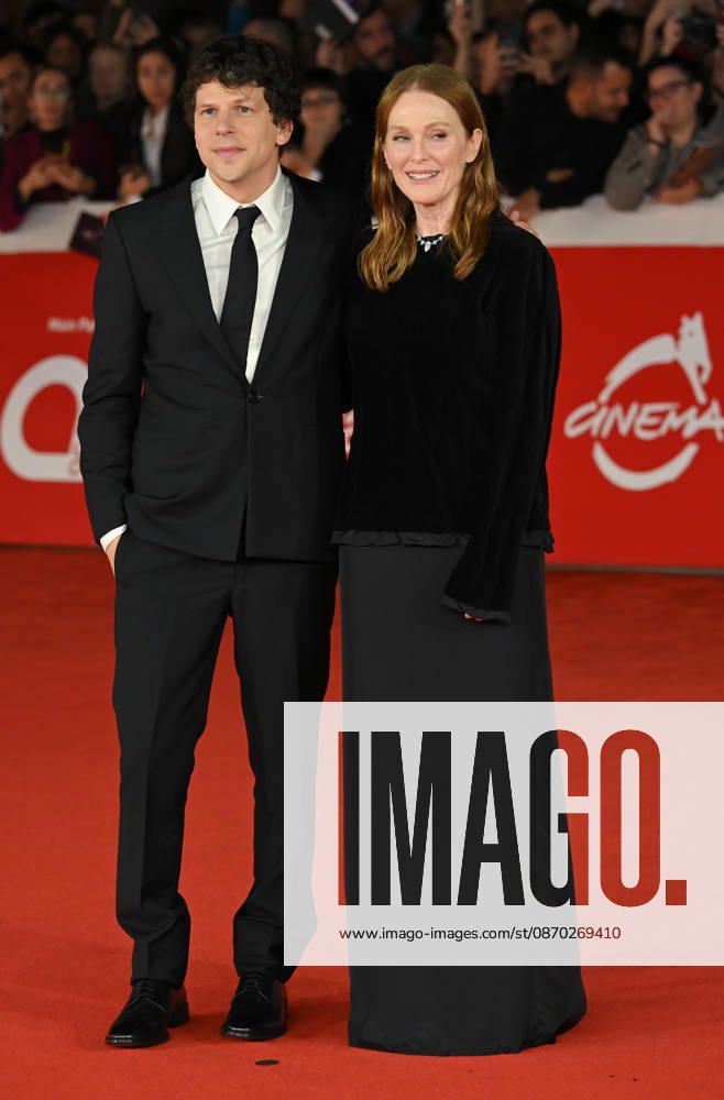 Italy: Romacinemafest 2026 Jesse Eisenberg, Julianne Moore on the Red carpet movie The Debut during Roma cinema fest 2026. Rome (Italy), October 21st, 2026, Imago-Images Emmefoto