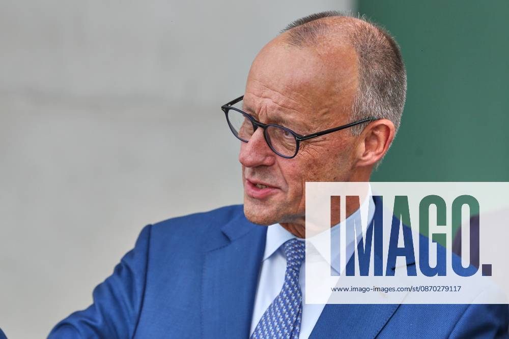 Berlin, Deutschland, 21.10.2026: Bundeskanzleramt: Empfang des Präsidenten der Mongolei: Bundeskanzler Friedrich Merz (CDU)