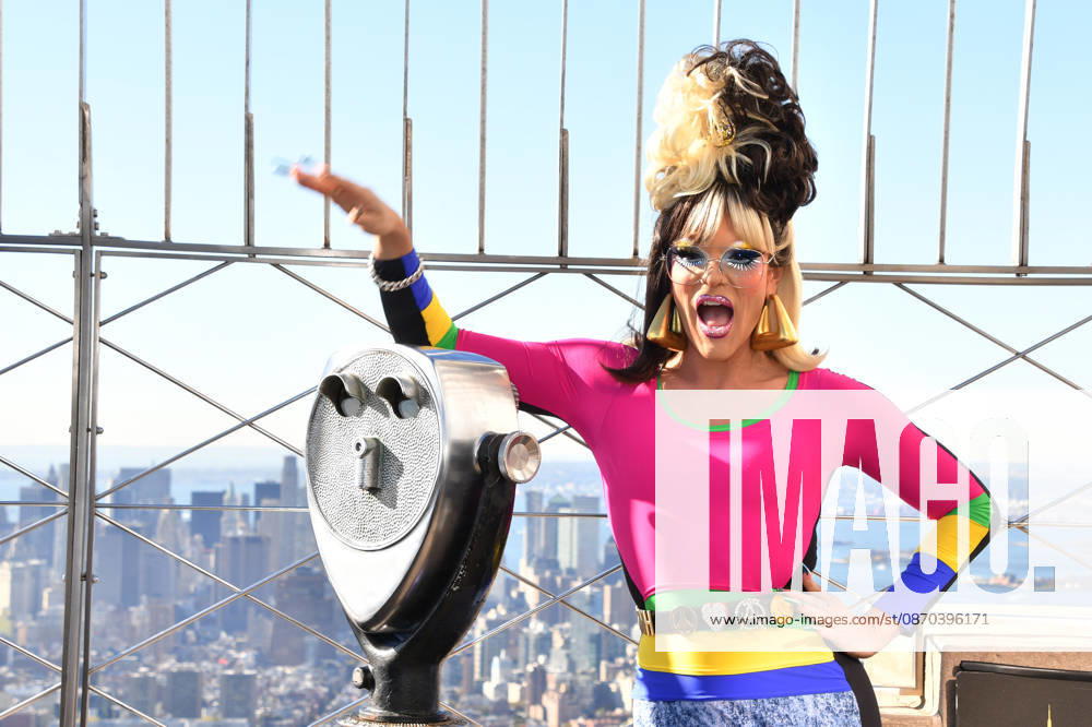 NEW YORK, NY- OCTOBER 22: Willam Belli at the Empire State Building promoting the Premiere of Hulu s New Reality Competition Series, The Mob on October 22, 2026 in New York City.