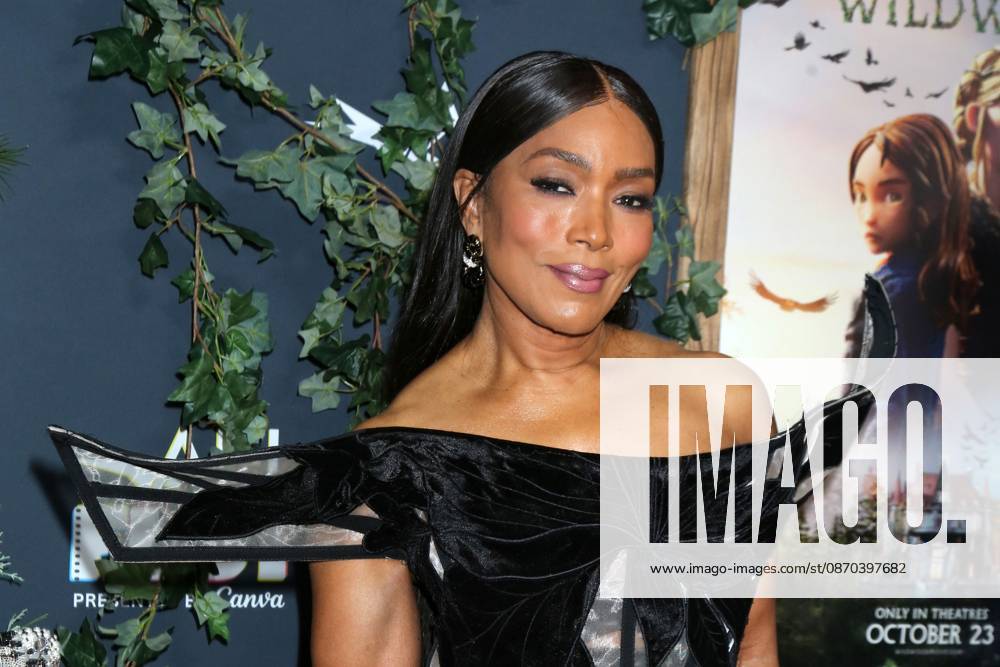 Angela Bassett at arrivals for WILDWOOD Opening Night Premiere at AFI FEST Presented by Canva, TCL Chinese Theatre, Los Angeles, CA, October 21, 2026. Photo By: Priscilla Grant Everett Collection WILDWOOD Opening Night Premiere at AFI FEST Presented by Canva PUBLICATIONXNOTxINxCANxCHNxFRAxITAxJPNxNORxPOLxRUSxESPxUKxUSA