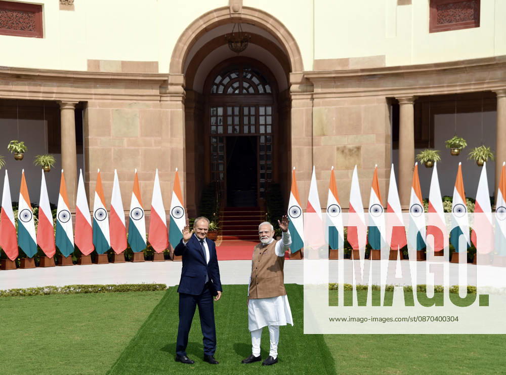 Poland PM Donald Tusk in India New Delhi, Oct 22 (ANI): Prime Minister Narendra Modi and his Polish counterpart, Donald Tusk, at Hyderabad House, in New Delhi on Thursday. NEW DELHI Delhi India
