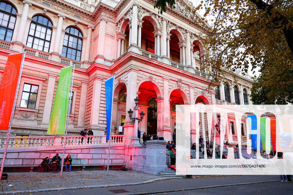 AUSTRIA, VIENNA - OCTOBER 22, 2026: People are seen by the University of Vienna during a protest against the underfunding of public universities in Austria Vienna Austria - ZUMAt113 20261022_zaa_t113_686