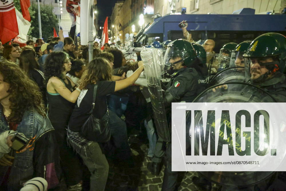 Protesters Clash with Police in Naples Students, trade union members and activists from Potere al Popolo take part in a demonstration against the rising cost of living in Piazza Municipio. Clashes between demonstrators and police break out during the protest. ABP18678