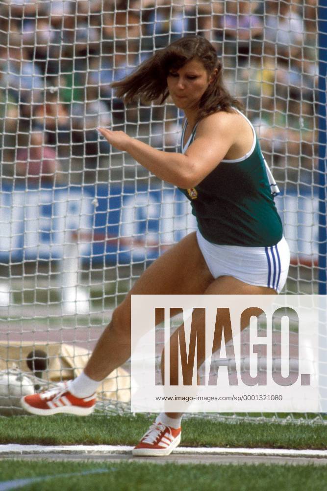 Martina Opitz (SC DHfK Leipzig DDR) Leichtathletik Damen Diskus 1985 ...