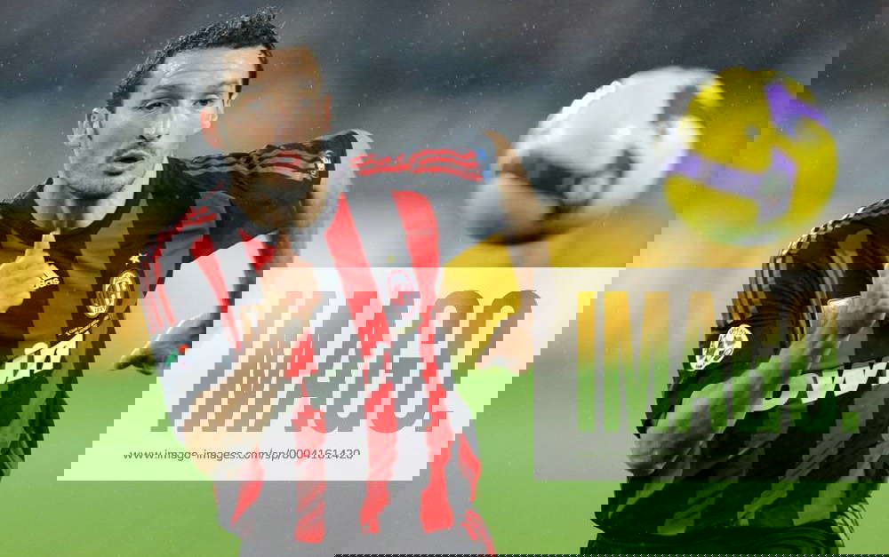 Gianluca Zambrotta (AC Mailand) am Ball - Fußball Herren Serie A 2008 ...