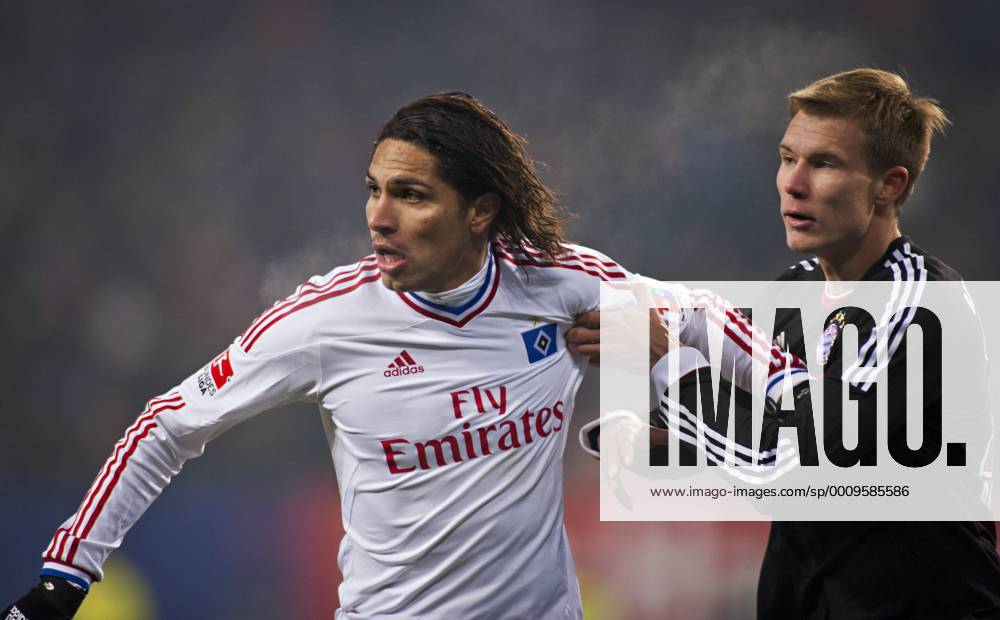 Jose Paolo Guerrero (HSV), Holger Badstuber (FCB) 04.02. 2012 Hamburger