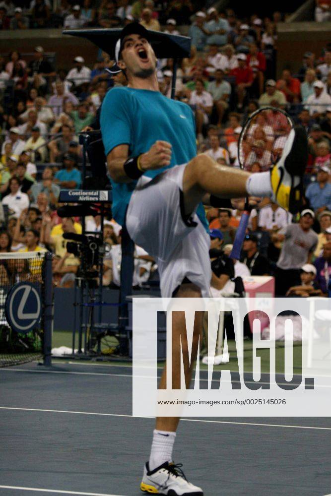 JOHN ISNER. Upset Andy Roddick on DAY 6 OF US OPEN Tennis at Arthur Ashe Stadium.in Flushing,Queen