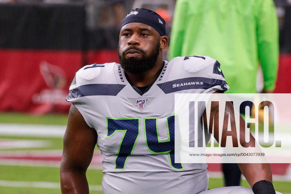 GLENDALE, AZ - SEPTEMBER 29: Seattle Seahawks offensive tackle George Fant ( 74) looks on before the