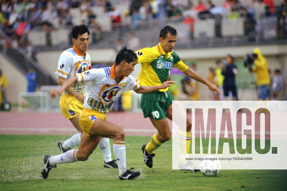 Ƒäƒgƒoƒ‹ƒXƒL Pierre Littbarski, Football : Pierre Littbarski 10 of