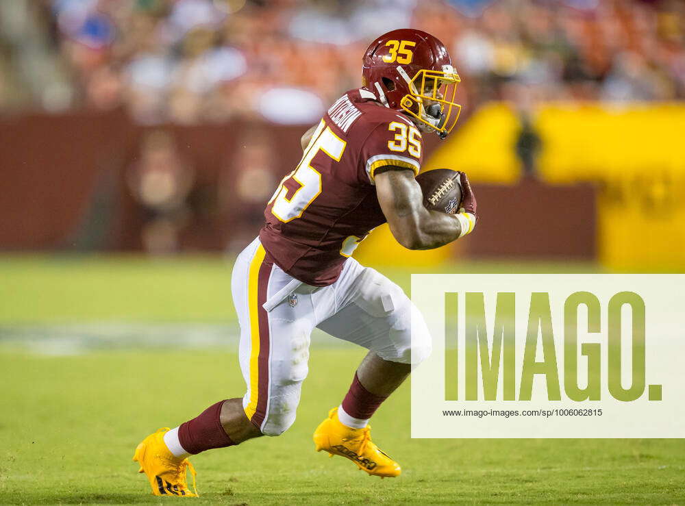 Jaret Patterson of the Washington Football Team runs with the ball in