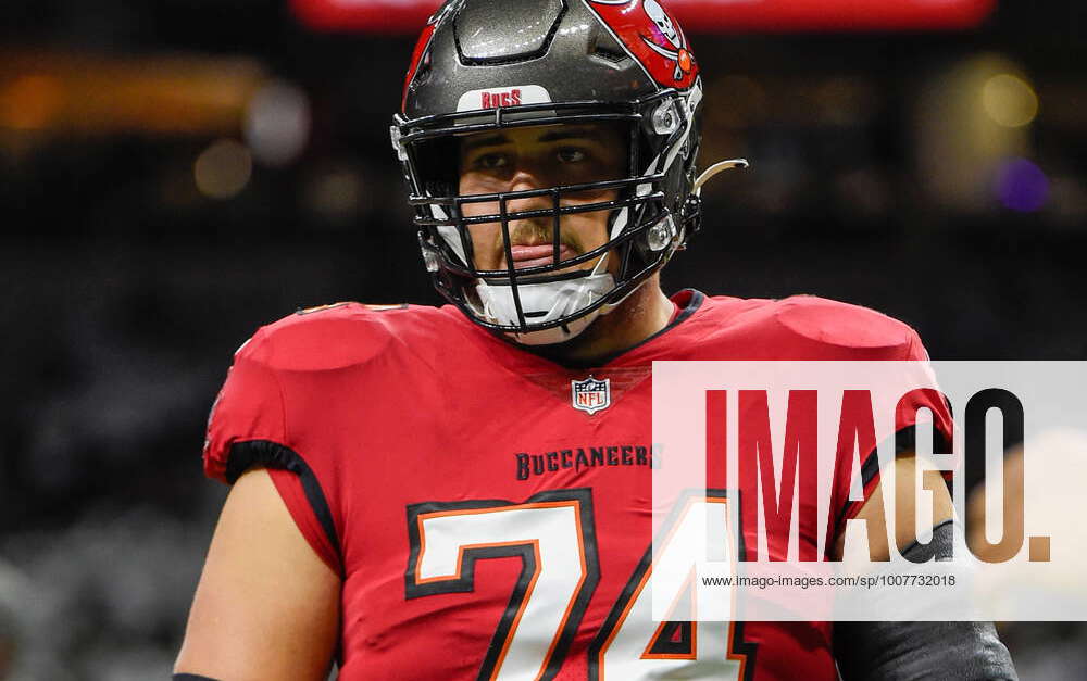 NEW ORLEANS, LA - OCTOBER 31: Tampa Bay Buccaneers guard Ali Marpet (74)  warms up before the football game between the Tampa Bay Buccaneers and New  Orleans Saints at Caesar's Superdome on