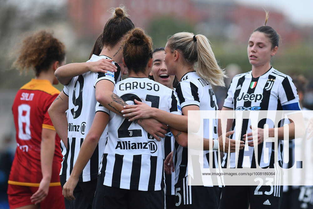 The Footballer of Juventus Woman Arianna Caruso celebrating after