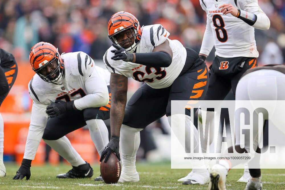 Cincinnati Bengals center Trey Hill (63) lines up for a play during an NFL  football game against the Cleveland Browns, Sunday, Jan. 9, 2022, in  Cleveland. (AP Photo/Kirk Irwin Stock Photo - Alamy