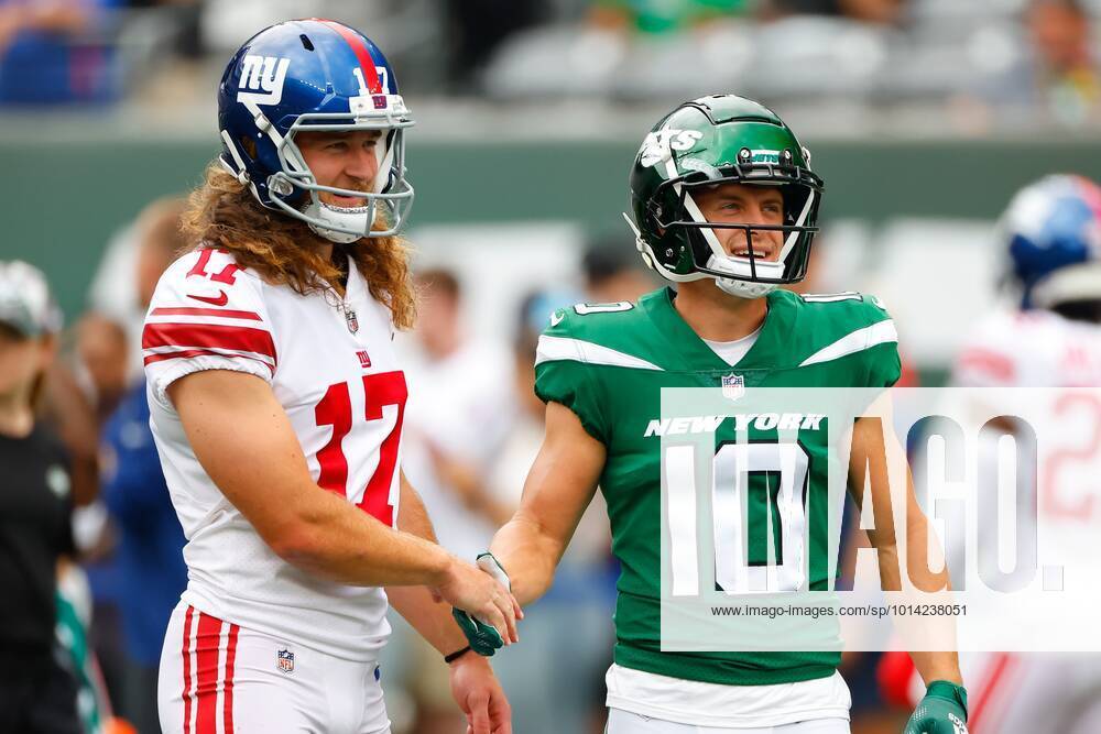 East Rutherford, New Jersey, USA. 28th Aug, 2022. New York Jets wide  receiver BRAXTON BERRIOS (10) runs for a touchdown at MetLife Stadium in  East Rutherford New Jersey New York Jets defeat