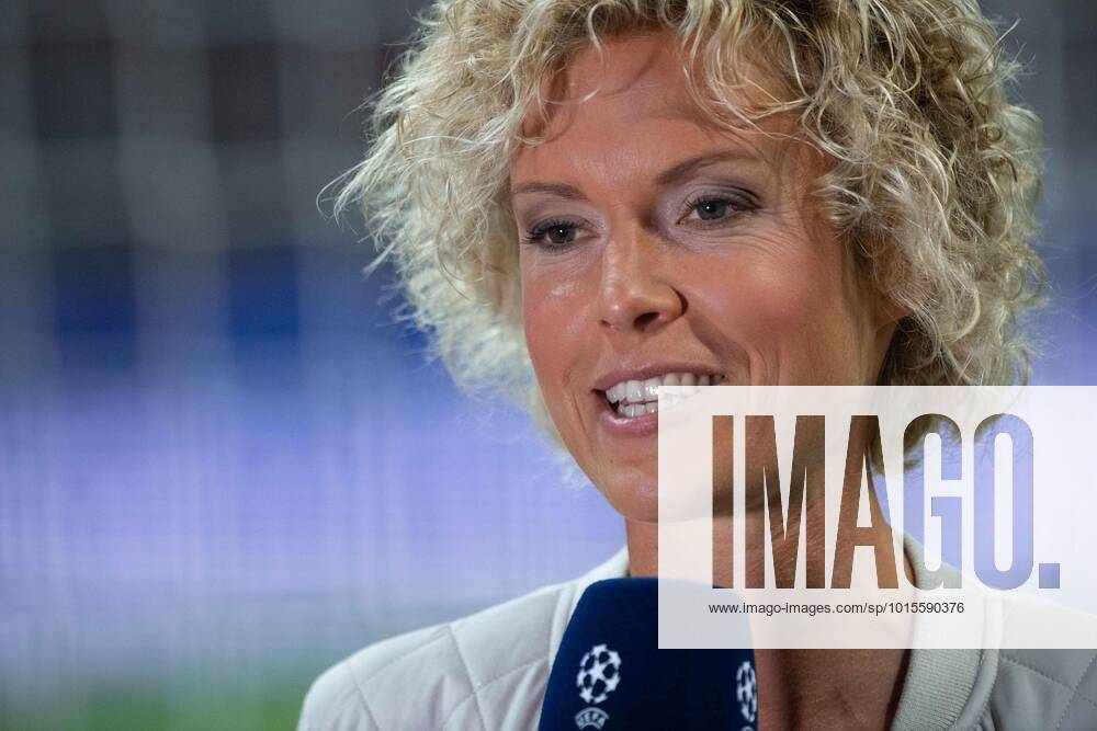 Annika ZIMMERMANN, TVModeratorin, Fussball Champions League Eintracht