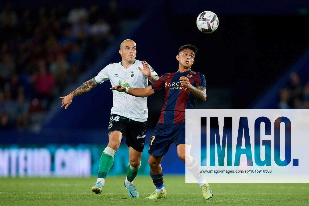 Levante UD v Racing de Santander - La Liga SmartBank