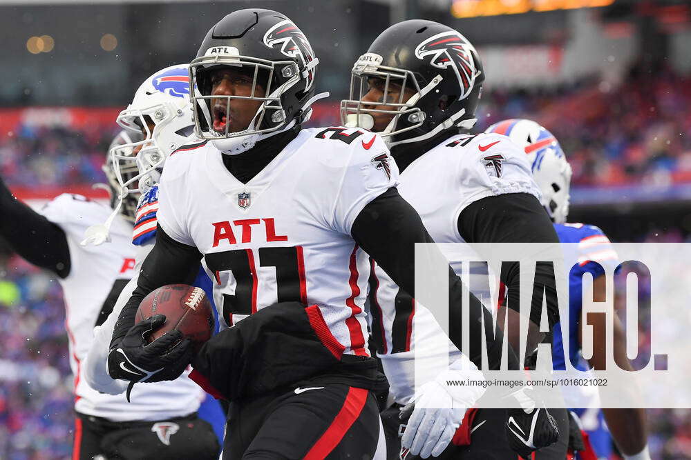 NFL, American Football Herren, USA Atlanta Falcons at Buffalo Bills, Jan 2,  2022; Orchard Park, New