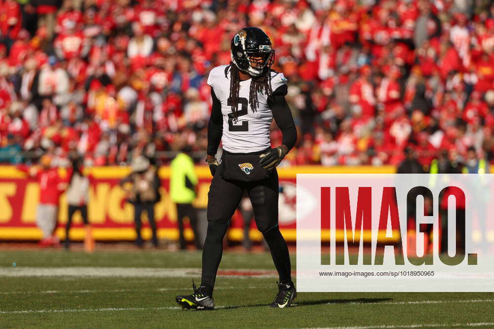 KANSAS CITY, MO - NOVEMBER 13: Jacksonville Jaguars safety Rayshawn Jenkins  (2) before an NFL game between the Jacksonville Jaguars and Kansas City  Chiefs on November 13, 2022 at GEHA Field at