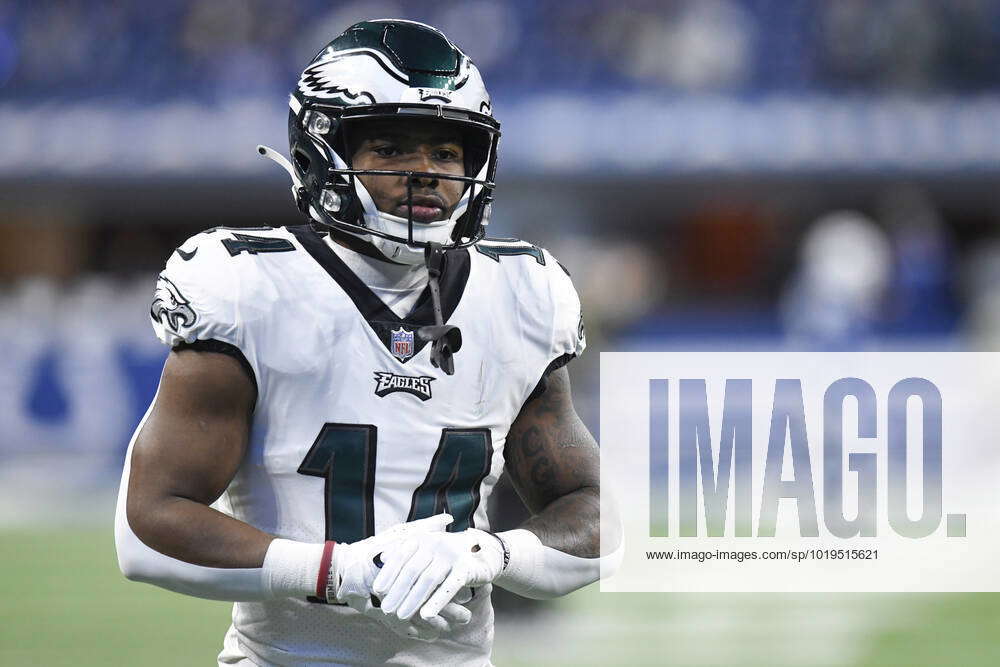 INDIANAPOLIS, IN - NOVEMBER 20: Philadelphia Eagles Running Back Kenneth  Gainwell (14) warms up for the NFL football game between the Philadelphia  Eagles and the Indianapolis Colts on November 20, 2022, at