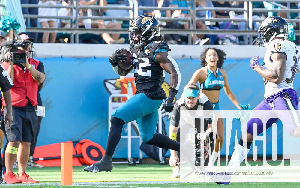 November 27, 2022: Jacksonville Jaguars running back JaMycal Hasty (22)  scores during a game against the Baltimore Ravens in Jacksonville, FL.  Romeo T Guzman/CSM/Sipa USA.(Credit Image: © Romeo Guzman/Cal Sport  Media/Sipa USA