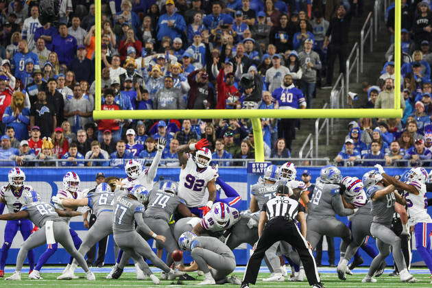 Detroit Lions place kicker Michael Badgley (17) kicks a field goal against  the Minnesota Vikings during an NFL football game in Detroit, Sunday, Dec.  11, 2022. (AP Photo/Paul Sancya Stock Photo - Alamy