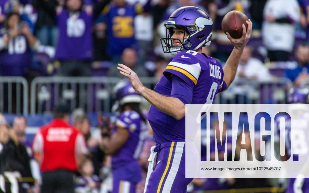 MINNEAPOLIS, MN - JANUARY 15: Minnesota Vikings quarterback Kirk Cousins  (8) looks on before a play