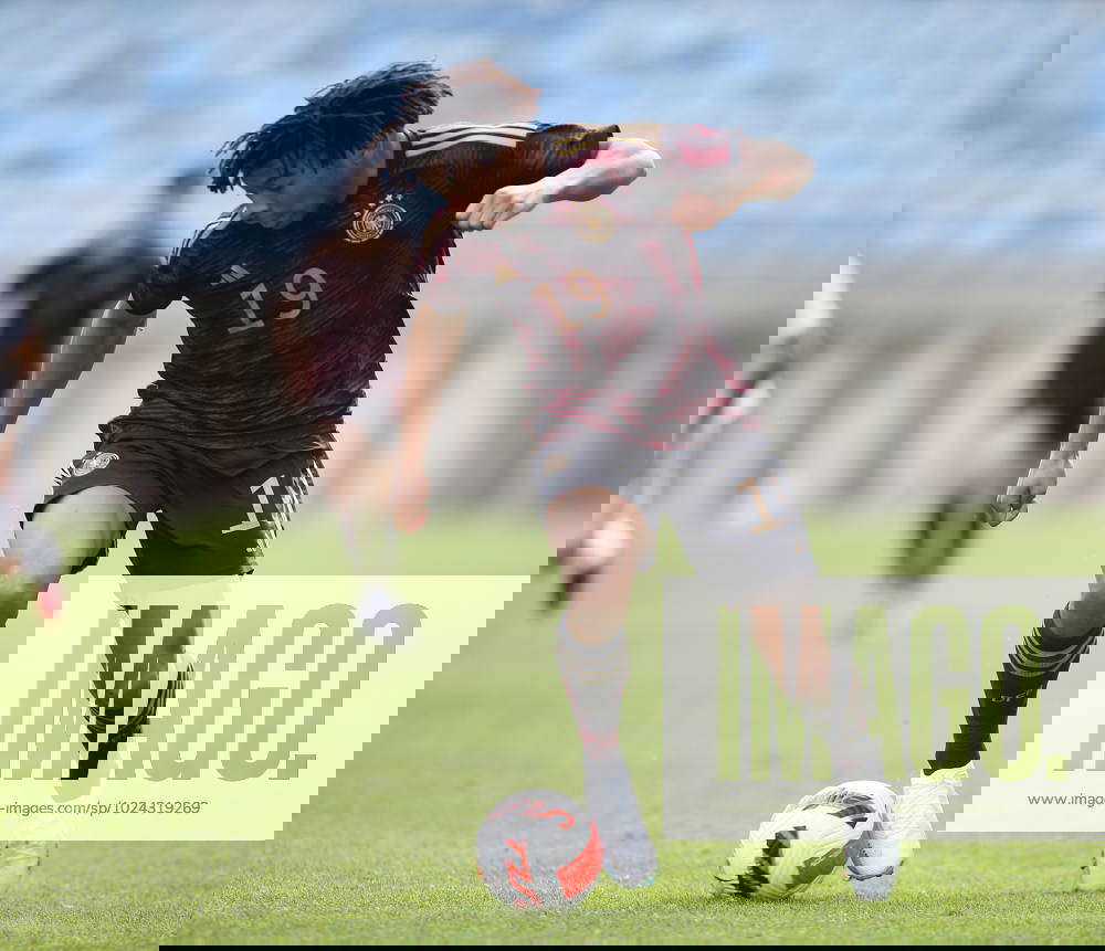 Jarzinho Malanga (GER) . Fussball Länderspiel,