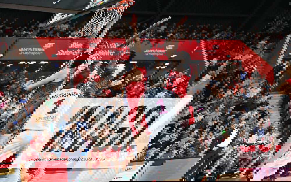 Jacques Alingue (dijon) BASKETBALL Jeanne d Arc Dijon Basket vs