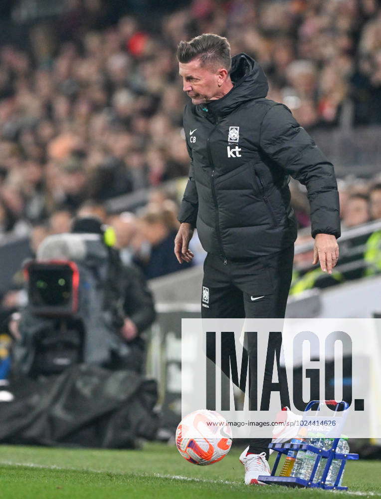 ENGLAND SOCCER WOMEN ENGLAND VS KOREA REPUBLIC Head Coach Colin Bell of