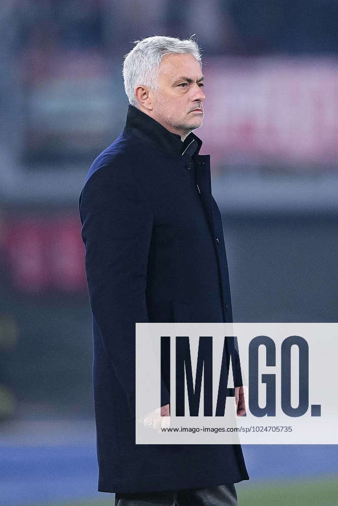 Jose Mourinho Of As Roma Looks On During The Uefa Europa League Match Between Roma And Fc Salzburg 