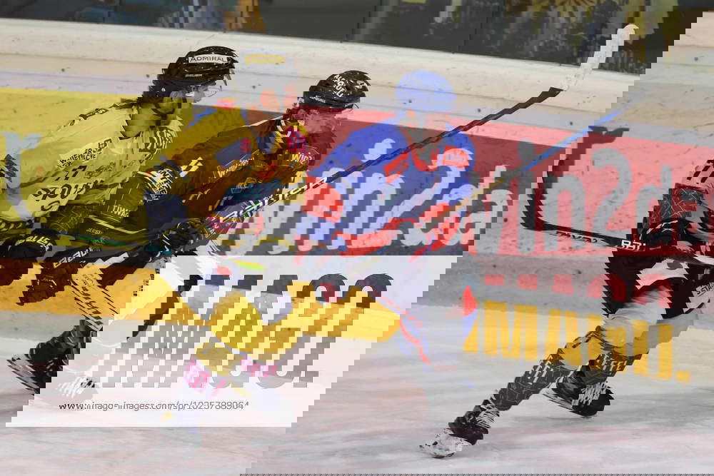 Ice hockey, Eishockey ICEHL, Capitals vs Innsbruck VIENNA,AUSTRIA,14