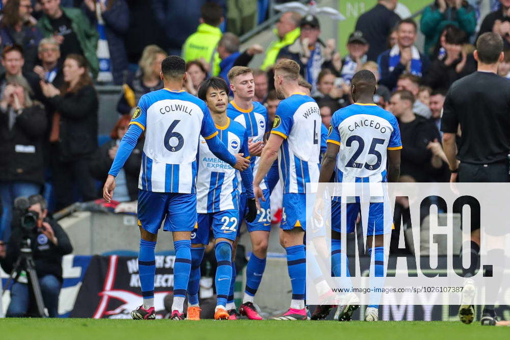 Brighton & Hove Albion vs. Grimsby Town (Quarterfinal) (FA Cup) (3