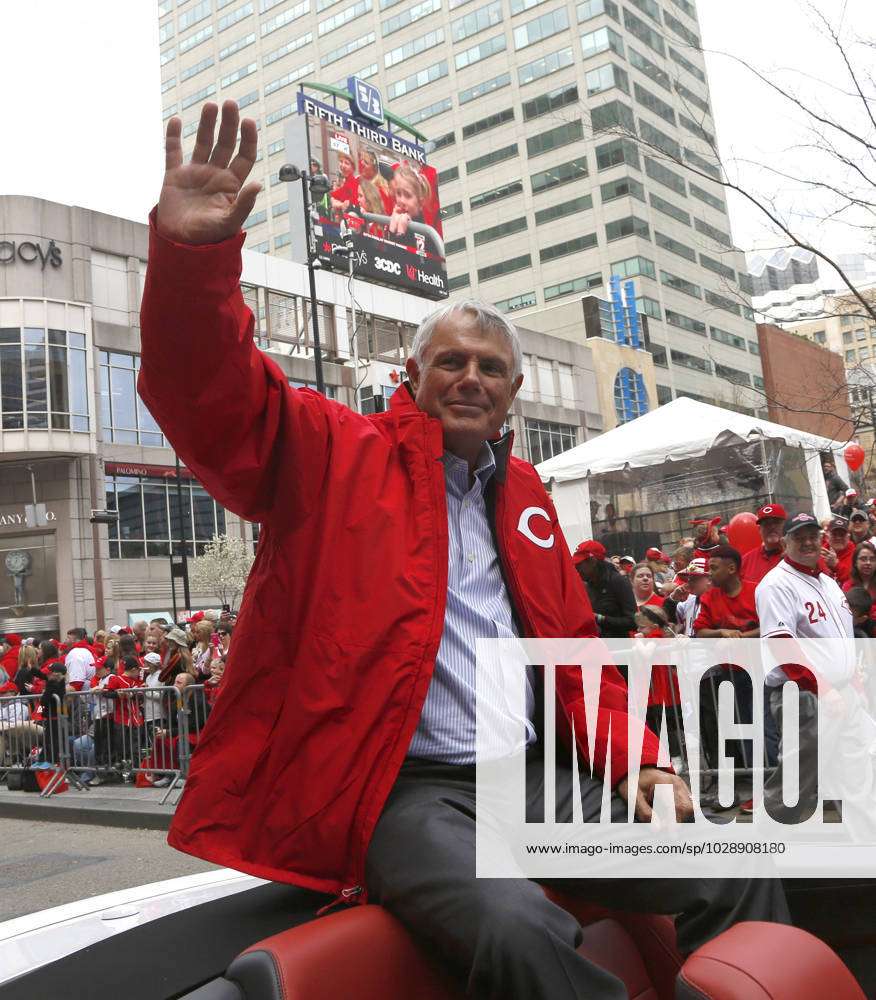 Lou Piniella to be Grand Marshal of 2016 Opening Day Parade