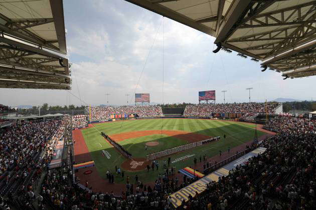 MLB, Baseball Herren, USA Mexico City Series-San Francisco Giants at San  Diego Padres Apr 29