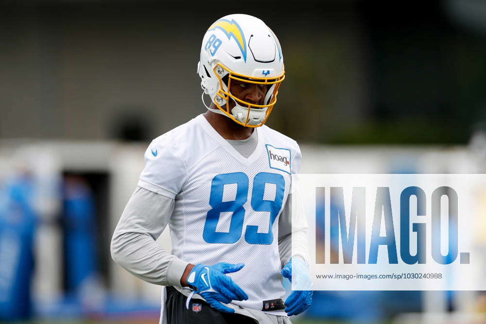 Los Angeles Chargers tight end Donald Parham (89) runs after the