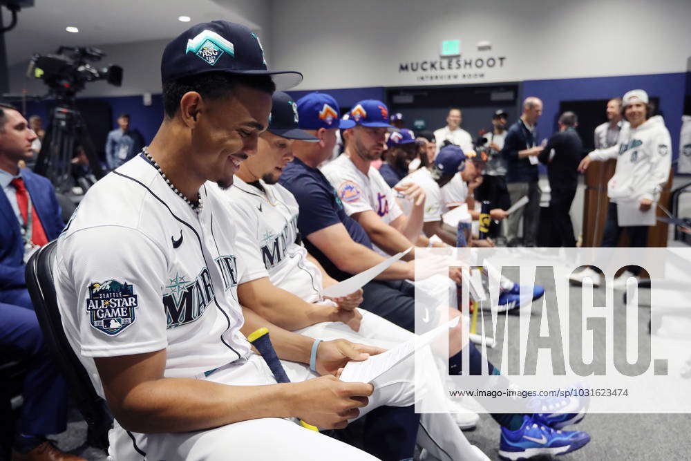 MLB - Mariners announce Julio Rodríguez, MLB Pipeline's