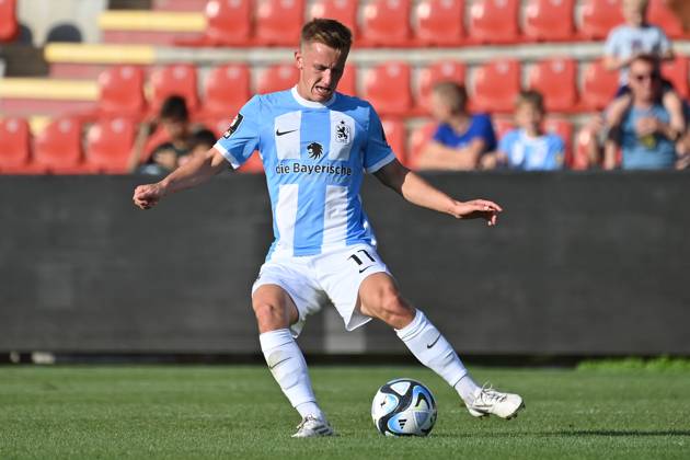 Fabian Greilinger of TSV 1860 Muenchen controls the ball during the News  Photo - Getty Images