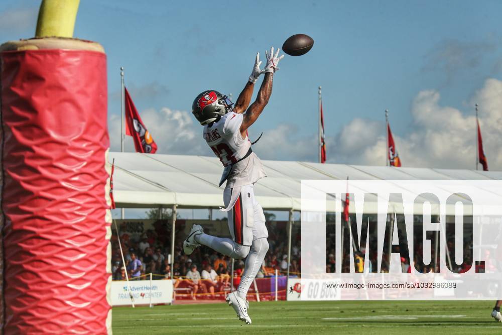 TAMPA, FL - AUGUST 11: Tampa Bay Buccaneers wide receiver Deven Thompkins  (83) runs with the ball