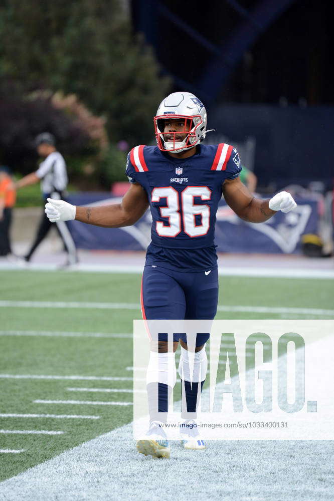 FOXBOROUGH, MA - AUGUST 11: New England Patriots inside running back Kevin  Harris (36) uring an NFL preseason game between the New England Patriots  and the New York Giants on August 11