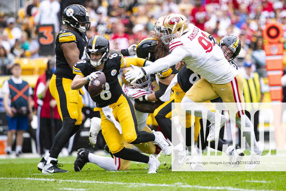 SEPT 10, 2023: Arik Armstead 91 during the Pittsburgh Steelers vs San  Francisco 49ers in Pittsburgh