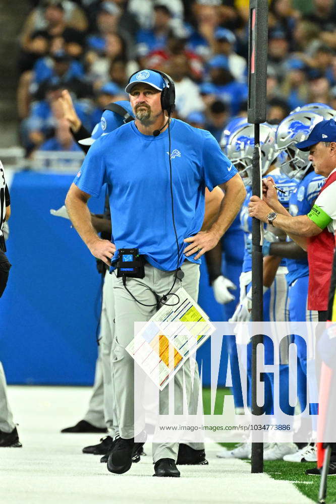 DETROIT, MI - SEPTEMBER 24: Detroit Lions head coach Dan Campbell looks up  at the scoreboard replay