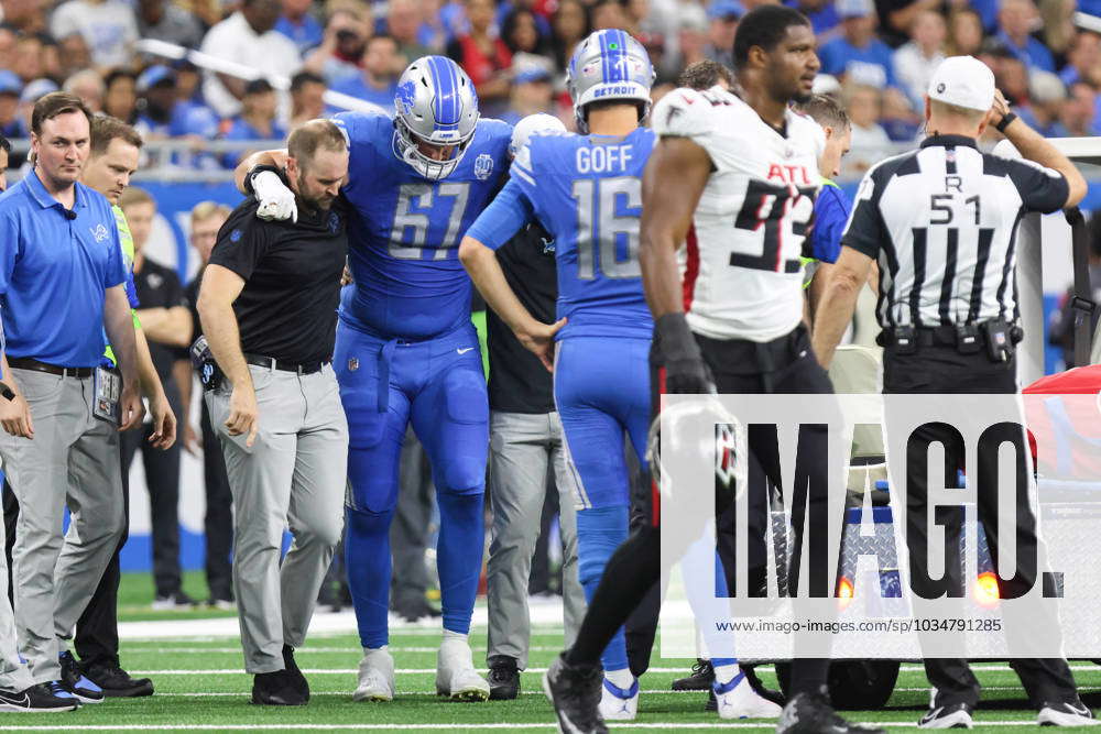 DETROIT, MI - SEPTEMBER 24: Detroit Lions OT (67) Matt Nelson gets