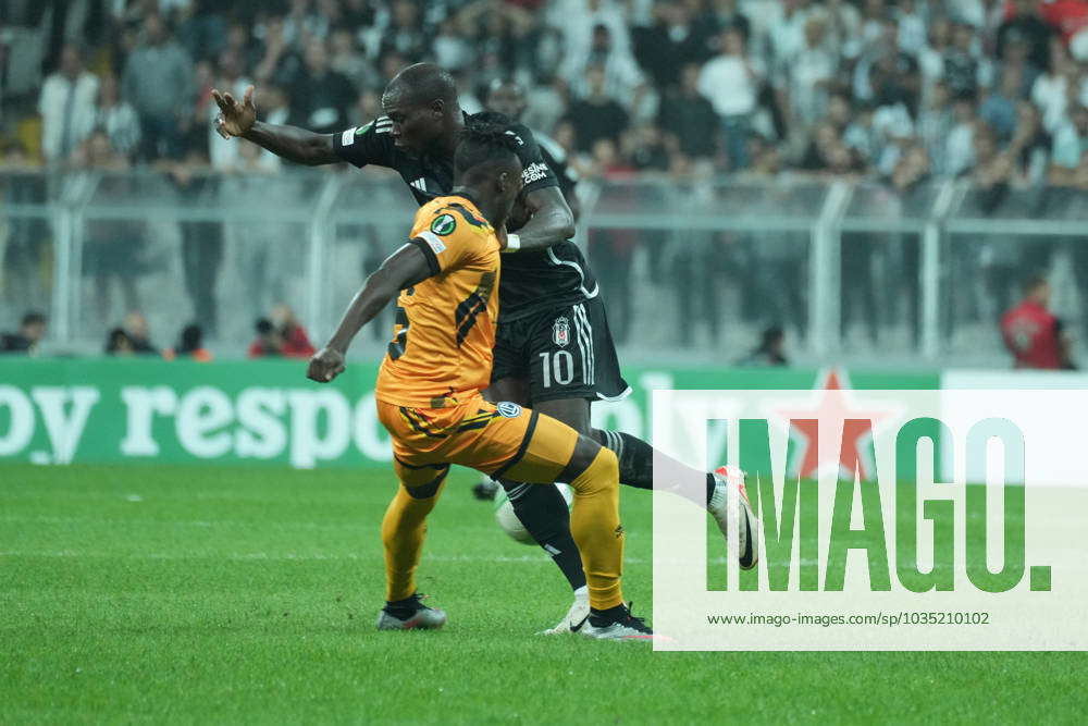 Vincent Aboubakar of Besiktas JK and Jhon Espinoza of FC Lugano